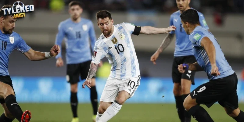 Đội hình ra sân của Ả Rập Xê Út vs Uruguay