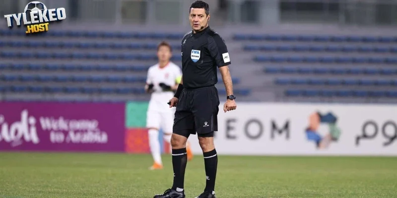 Alireza Faghani làm trọng tài chính trận tuyển Anh và Mexico