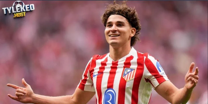 Julian Alvarez gây áp lực lên tuyển để được chuyển sang Barca
